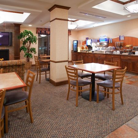 Holiday Inn Express Airport East By Ihg Солт-Лейк-Сити Экстерьер фото